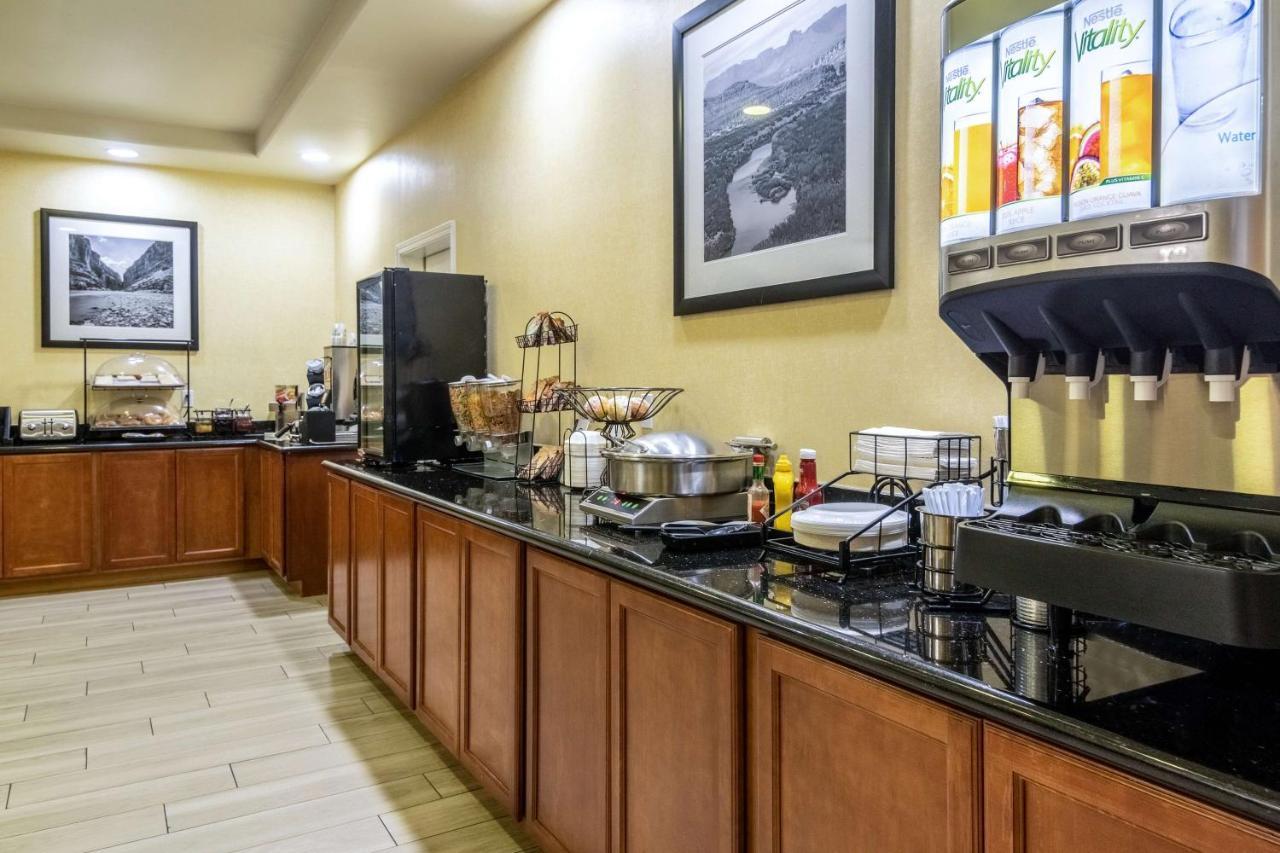 Best Western Comanche Inn מראה חיצוני תמונה